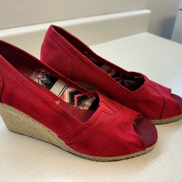 Skechers platform red canvas sandals - Picture 3 of 3